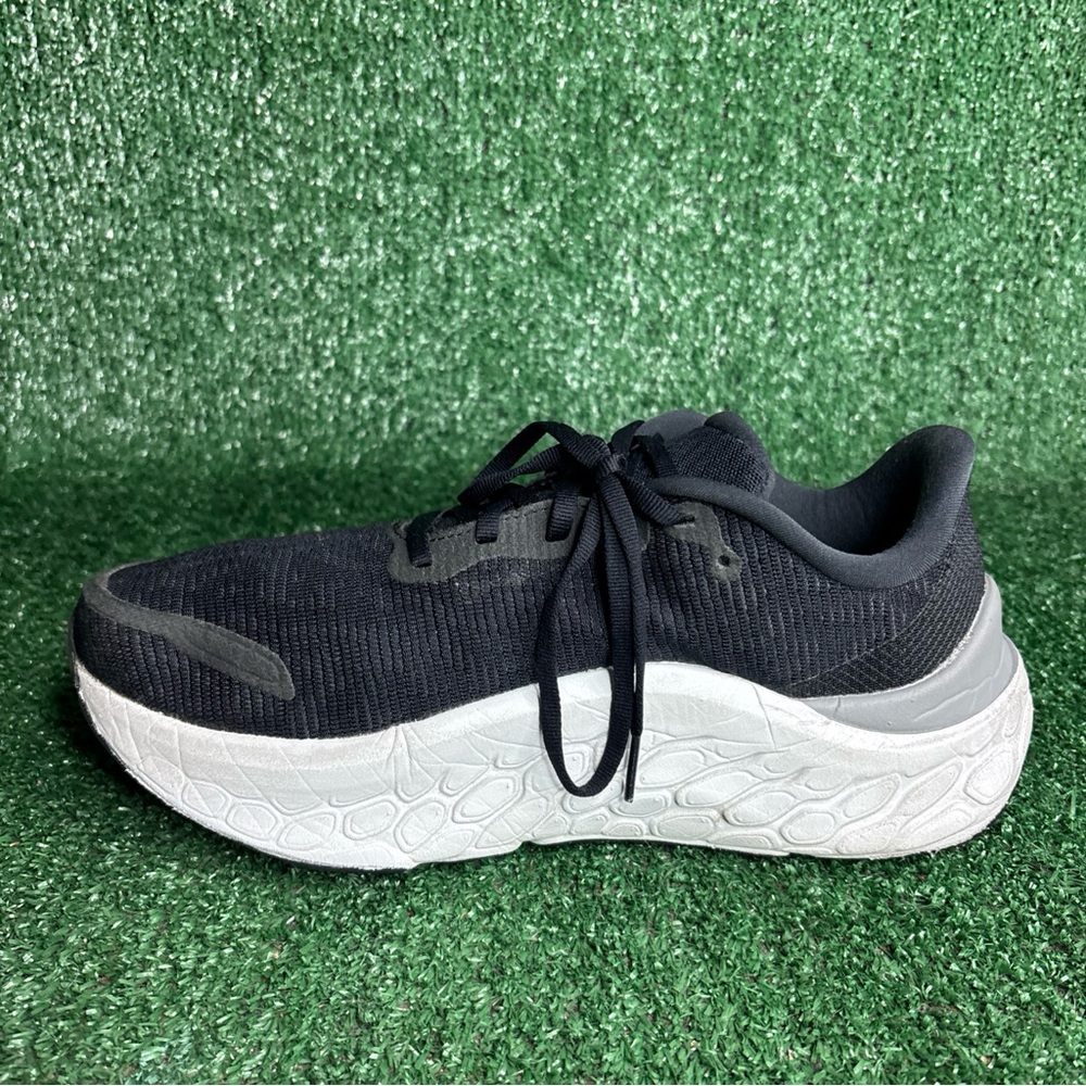 New Balance Black and White Sneakers - Picture 7 of 12